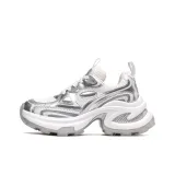 Серебристо-белый