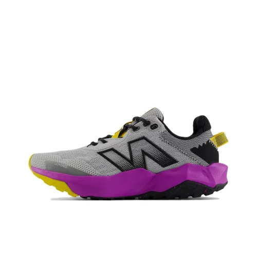 New Balance DynaSoft Nitrel v6 Low Top Trail Беговые кроссовки Женские Серый Фиолетовый