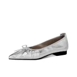 Серебристый