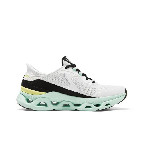 Skechers Slip Ins Беговые кроссовки Низкий верх Белый/многоцветный Женские