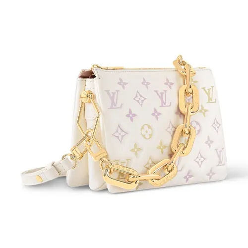 LOUIS VUITTON Coussin FLUFFY Овечья шкура Сумка сумка через плечо Женская Белая