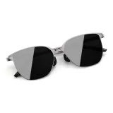 Оправа цвета "оружейный металл" с серыми линзами