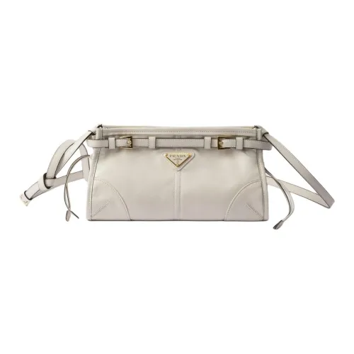 PRADA Сумки через плечо Женские