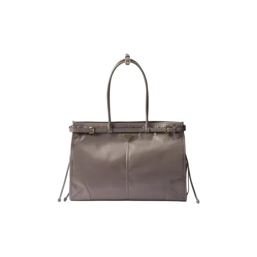 PRADA Сумка через плечо из кожи большая женская асфальтовый серый