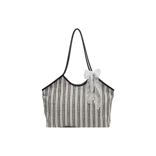 Barang Bear Сумки через плечо Женские