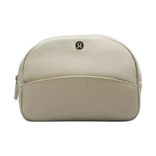 lululemon Нейлон Хранение Сумка Клатч Стандартный Женские Натуральный Лен Цвет