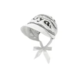 Буква, пачка, шляпа - белый