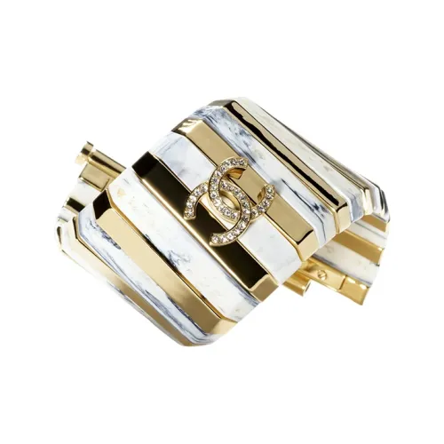 CHANEL Браслеты Золотые Женские