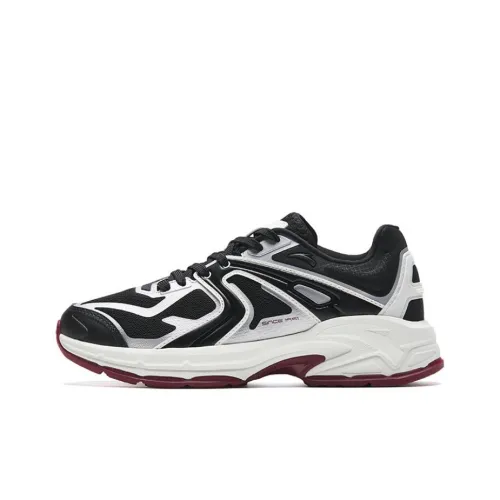 ANTA Millennium Glacier Устойчивые к истиранию Низкие Кроссовки для бега Женские Черный Белый