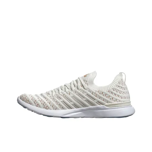 APL ATHLETIC PROPULSION LABS Низкий топ Беговые кроссовки Женские Экрю