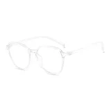 Прозрачный белый