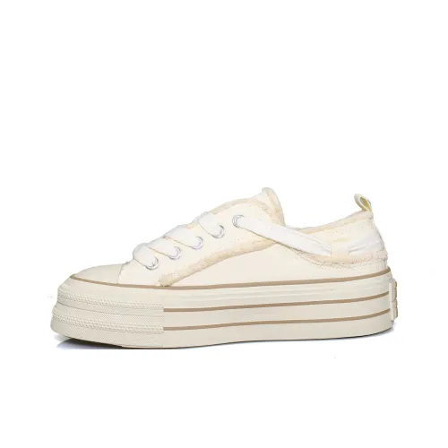 B10CROWN Low-Top Canvas Shoes Beige Women's