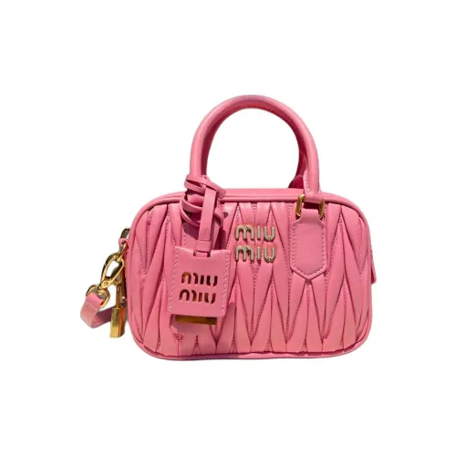 MIU MIU Matelassé Мягкий Овца Кожа Бостон Сумка Сумка через плечо Сумка Женская Розовая