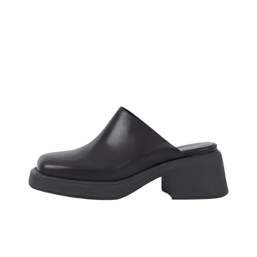 VAGABOND SHOEMAKERS Домашние тапочки Черные Женские