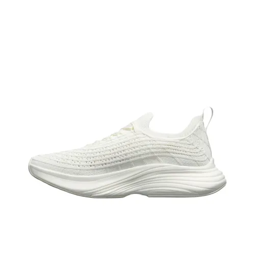 APL ATHLETIC PROPULSION LABS Низкий топ Беговые кроссовки Мужские Белые