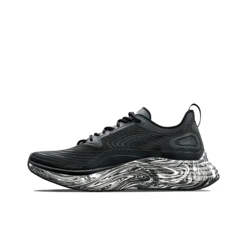 APL ATHLETIC PROPULSION LABS Беговые кроссовки Низкий Топ Черный Мужской