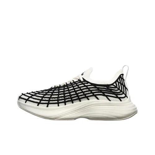 APL ATHLETIC PROPULSION LABS Беговые кроссовки Низкий верх Белый Черный Мужской