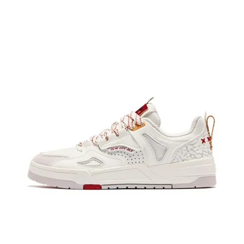 QIAODAN Inheritance 1,0 Устойчивые к истиранию Дышащие Низкие Кроссовки для скейтбординга Мужские Айвори Томат Красный