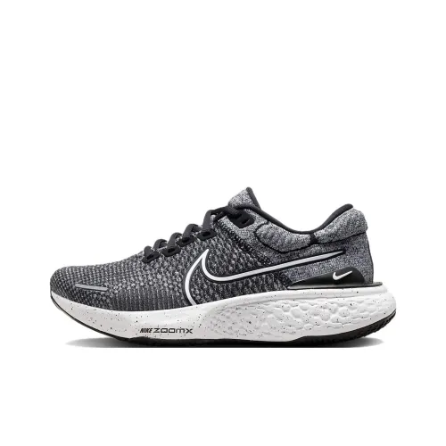 Nike Invincible Run 2 Беговые кроссовки Низкий Топ Женские