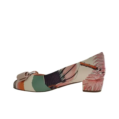 Ferragamo Vara Высокие каблуки Многоцветные Женские
