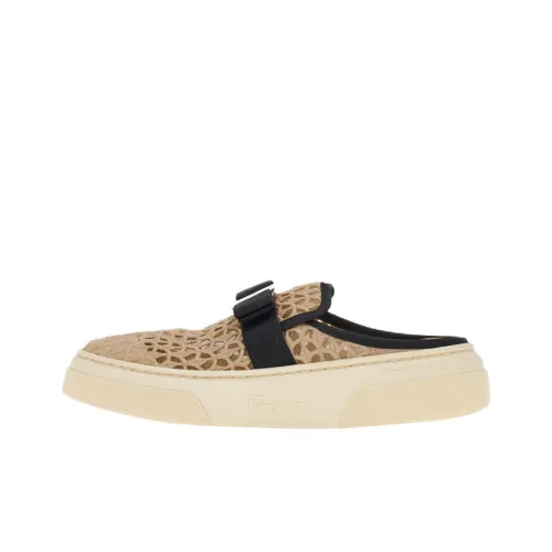 Ferragamo Vara Домашние тапочки Женские Бежевый Черный