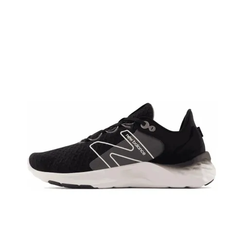 New Balance NB Свежий Foam Roav V2 Roav V2 Low Топ Беговые кроссовки Черный