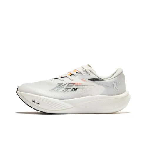 QIAODAN F\PB3,0 Slip Резистентный Дышащий и Устойчивый Низкий Топ Марафон Беговые кроссовки Мужской Черный Белый