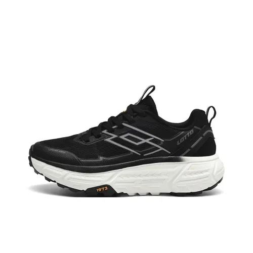 LOTTO Slip-resistant Abrasion-resistant Breathable Lightweight Low-top Hiking Shoes Women's Black White Лотто Слип-резистентный Устойчивый к истиранию Дышащий Легкий Низкий верх Походная обувь Женская Черный Белый