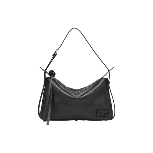 FENDI Сумки через плечо Женские