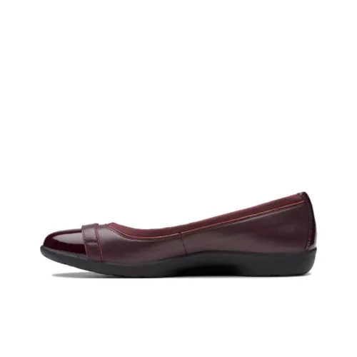 Clarks Женские повседневные туфли, бургундский цвет, женские