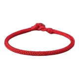 Классический красный шнур, стиль позиционирования