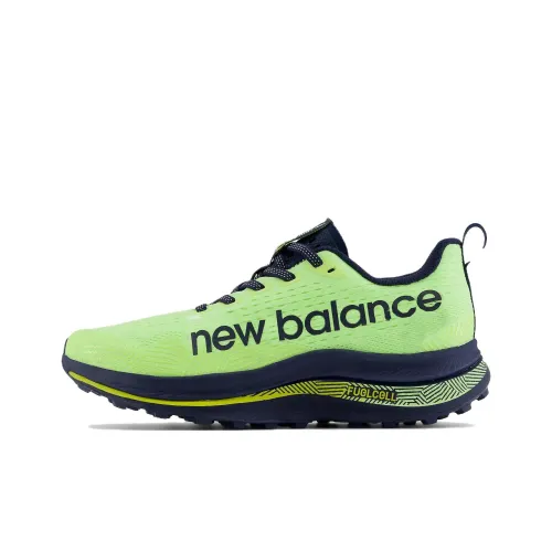 New Balance NB FuelCell SuperComp Trail Low Top Trail Беговые кроссовки Женские Зеленый