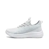 Белый, дымчато-синий