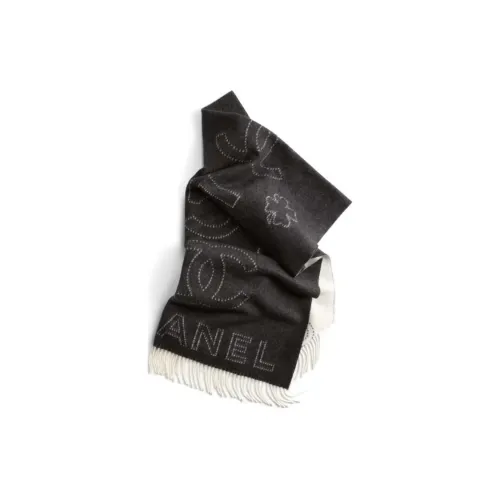 CHANEL Шали Женские