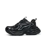 Яркий черный