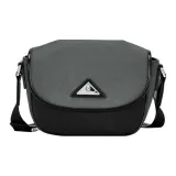 Темно-зеленый