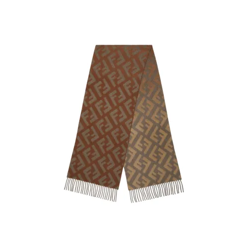 FENDI Вязаные шарфы Женские