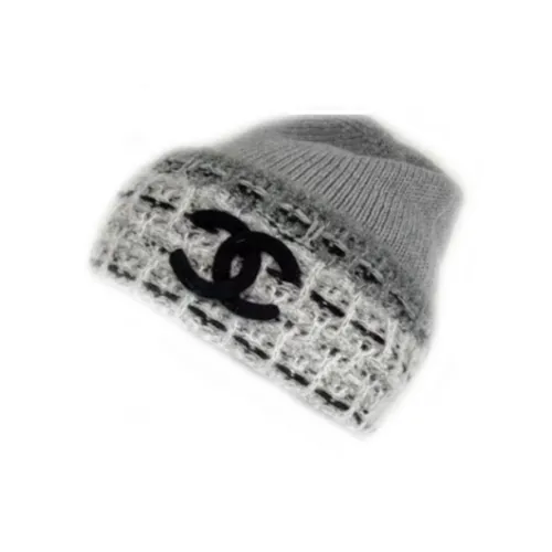 CHANEL Шапки-бини Женские