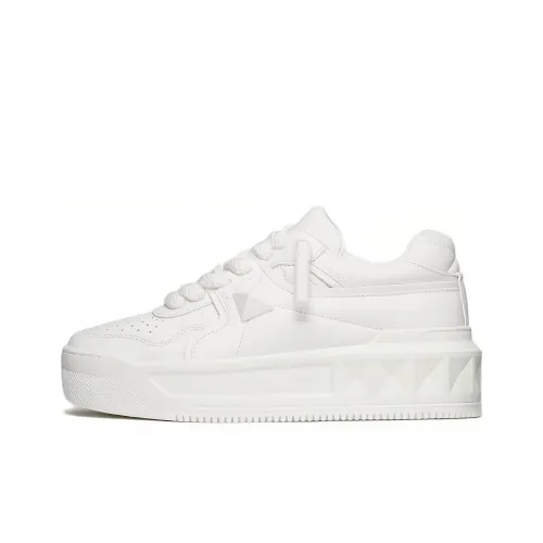 Valentino One Stud XL Low Топ Стильные Скейтбординги Женские Белые