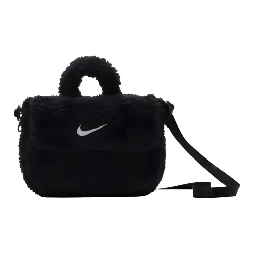 NIKE Сумки Черные Женские