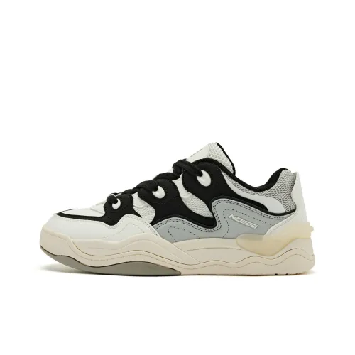 QIAODAN Slip-resistant Abrasion-resistant Shock Absorbers Low Top Skateboard Shoes Women's Ivory Black QIAODAN Противоскользящие устойчивые к износу с амортизаторами низкий топ кроссовки для скейтбординга женские айвори черный