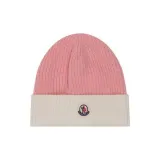 Светло-розовый