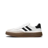 Бело-серый, универсальный для всех сезонов.