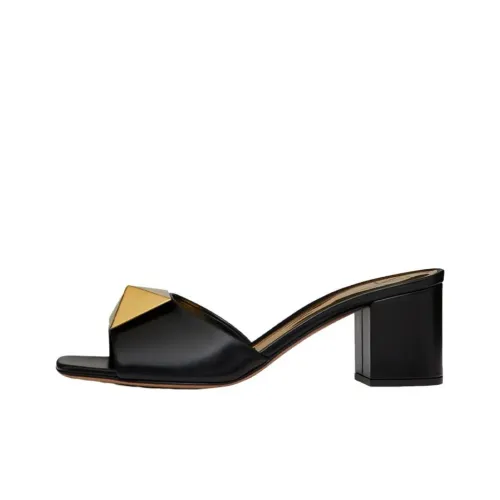 Valentino One Stud Слипоны Женские Черный