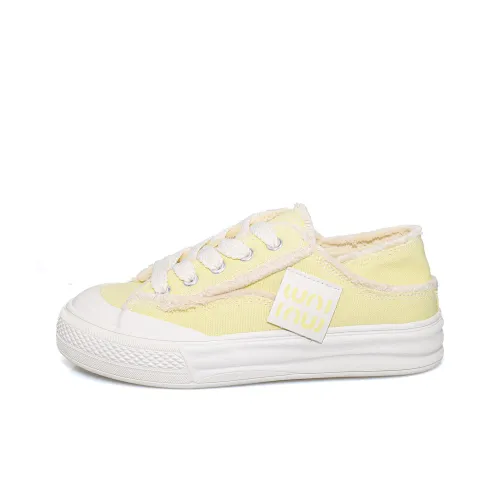 B10CROWN Low-Top Canvas Shoes Yellow Women's