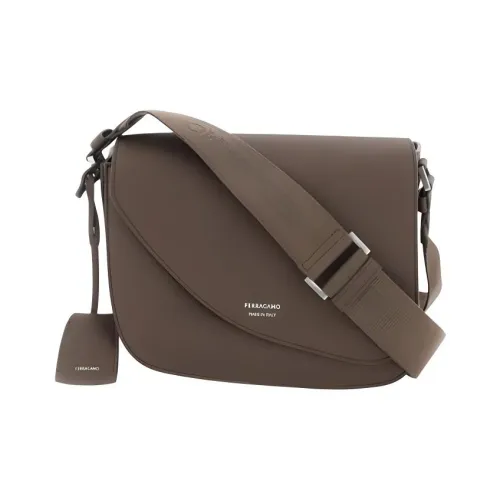 Ferragamo Hammered Телячья кожа Сумка через плечо Средняя Мужская Коричневая