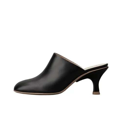 TOD'S Домашние тапочки Женские Черные