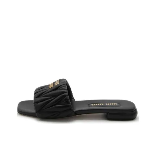 MIU MIU Matelassé Слипоны Черные Женские