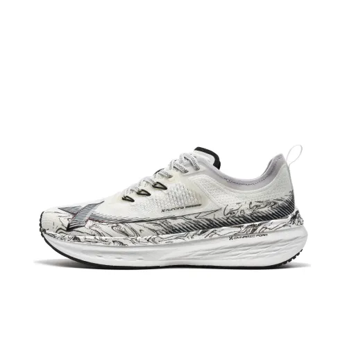 XTEP Беговые кроссовки Low Top Мужские