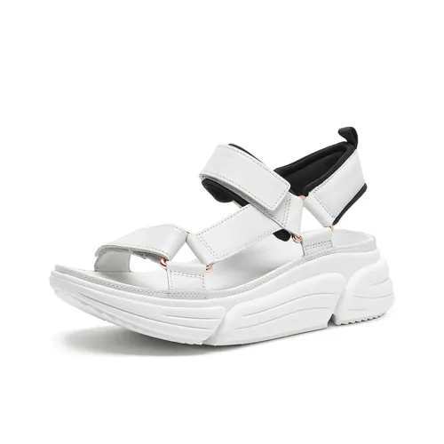 Clarks Пляжные сандалии Женские Белые